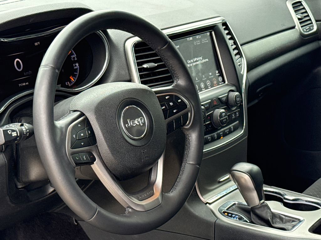 Used 2018 Jeep Grand Cherokee Laredo image 17