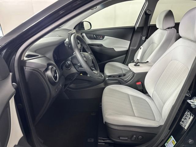 Used 2023 Hyundai Kona SEL image 11