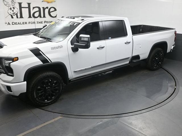 Used 2025 Chevrolet Silverado 2500 High Country w/ High Country Premium Package AWD/4WD image 41