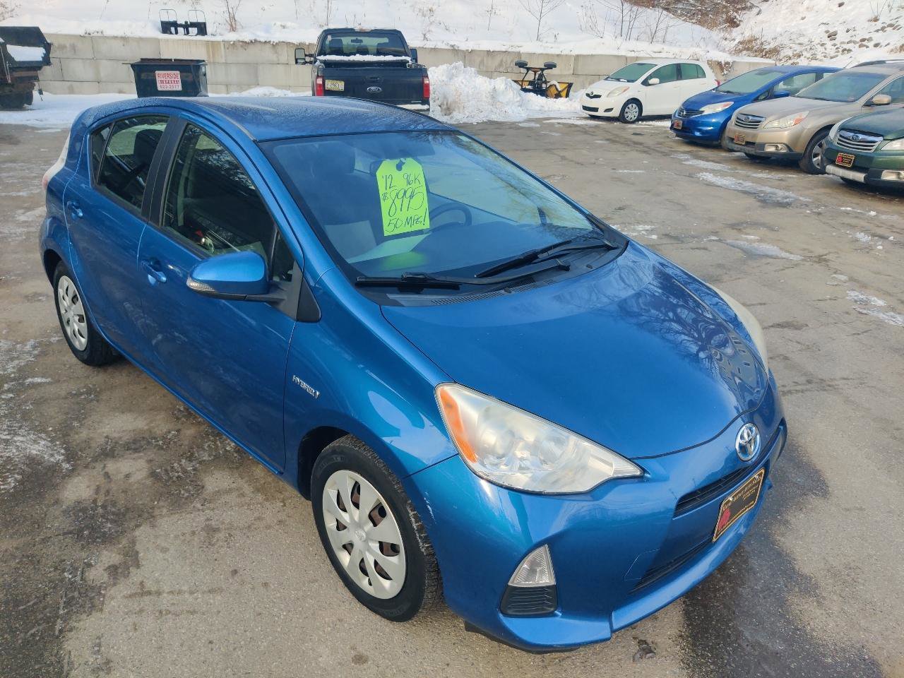 Used 2012 Toyota Prius C Two image 9