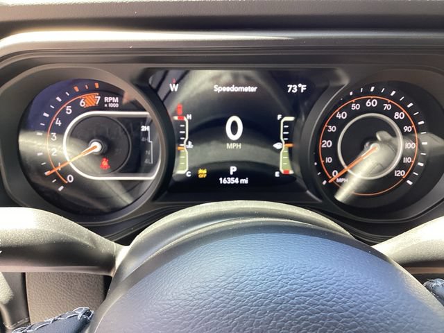 Certified 2025 Jeep Wrangler Unlimited Rubicon AWD/4WD image 15