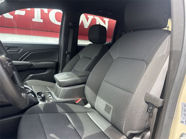 Used 2024 Chevrolet Colorado Trail Boss w/ Technology Package image 11
