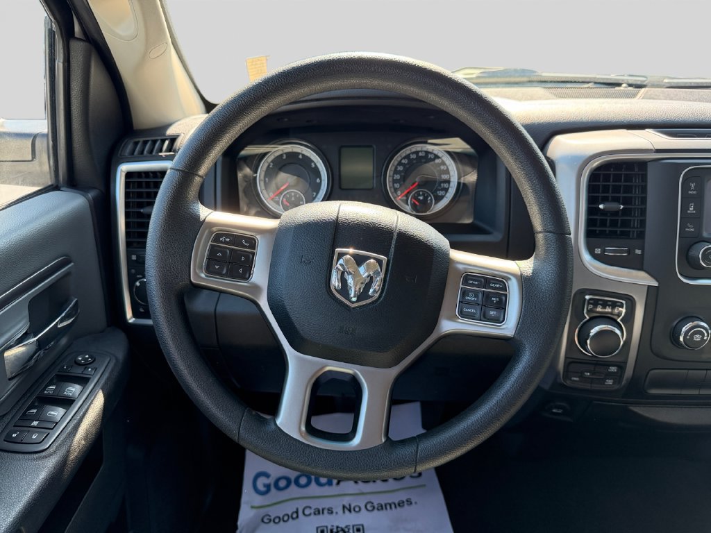 Used 2022 RAM 1500 Classic SLT AWD/4WD image 15
