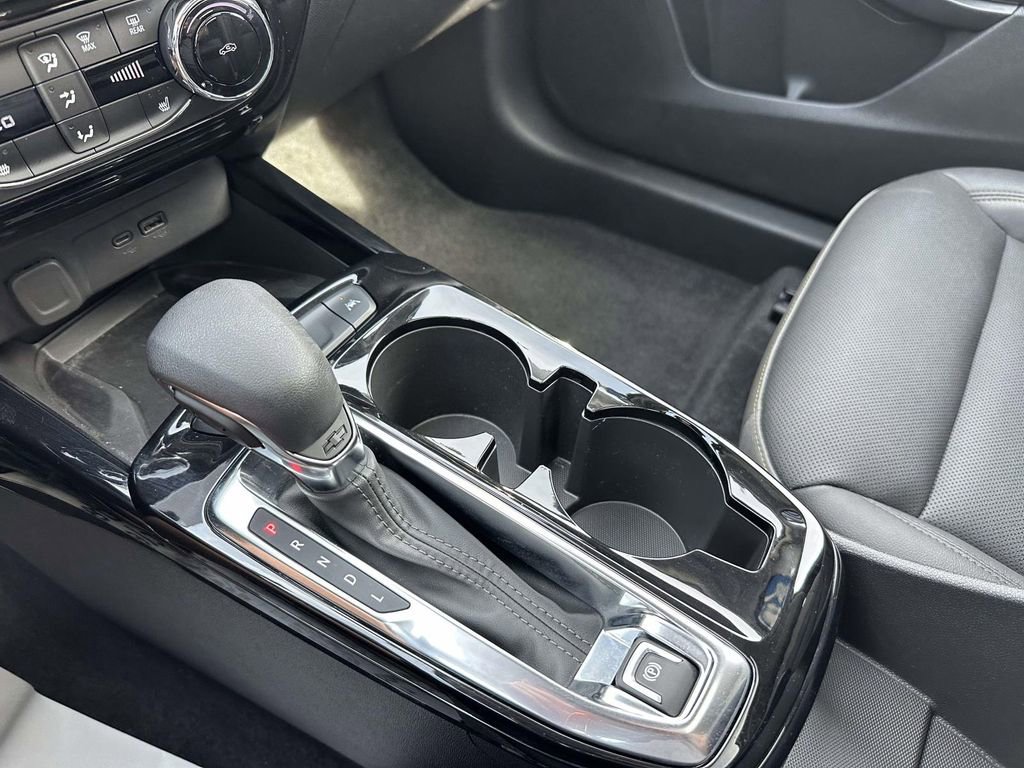 Used 2024 Chevrolet Trax ACTIV w/ Sunroof Package image 27