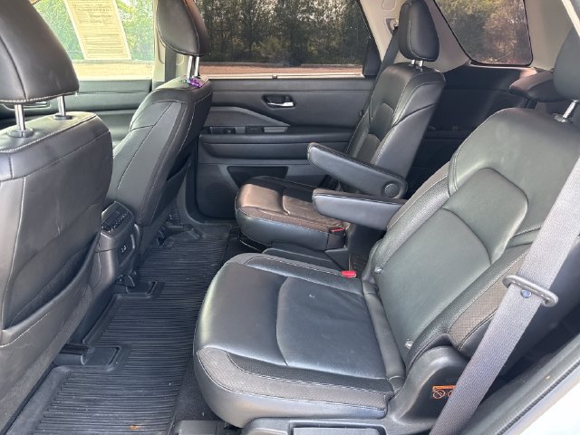 Certified 2023 Nissan Pathfinder SL w/ SL Premium Package AWD/4WD image 12
