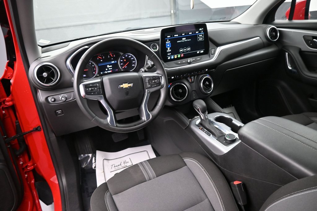 Used 2023 Chevrolet Blazer LT image 12