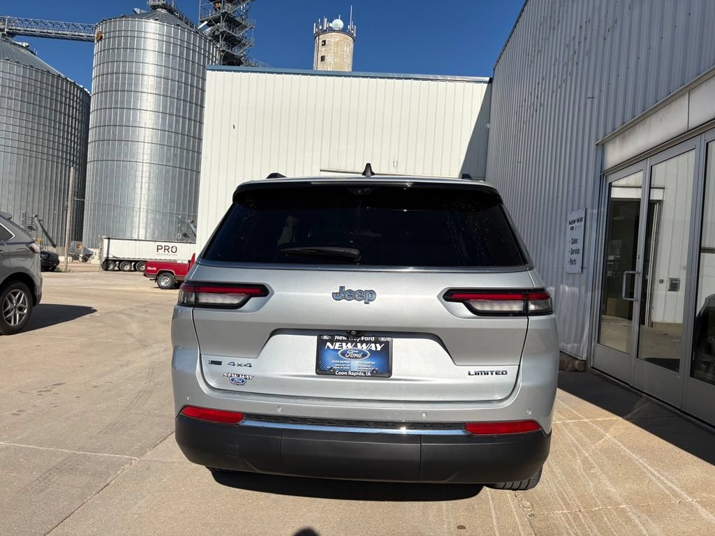 Used 2022 Jeep Grand Cherokee L Limited w/ Luxury Tech Group II AWD/4WD image 6