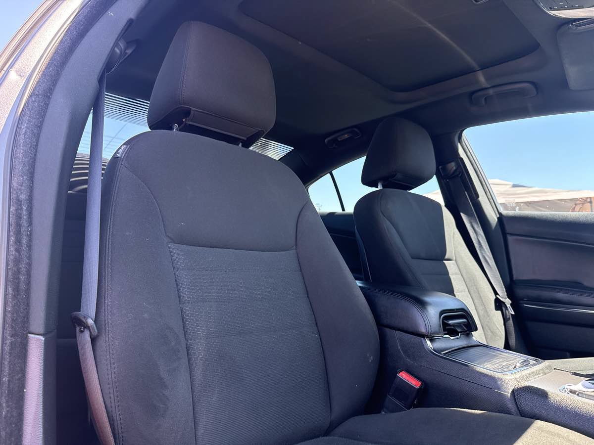 Used 2014 Dodge Charger SXT RWD image 25