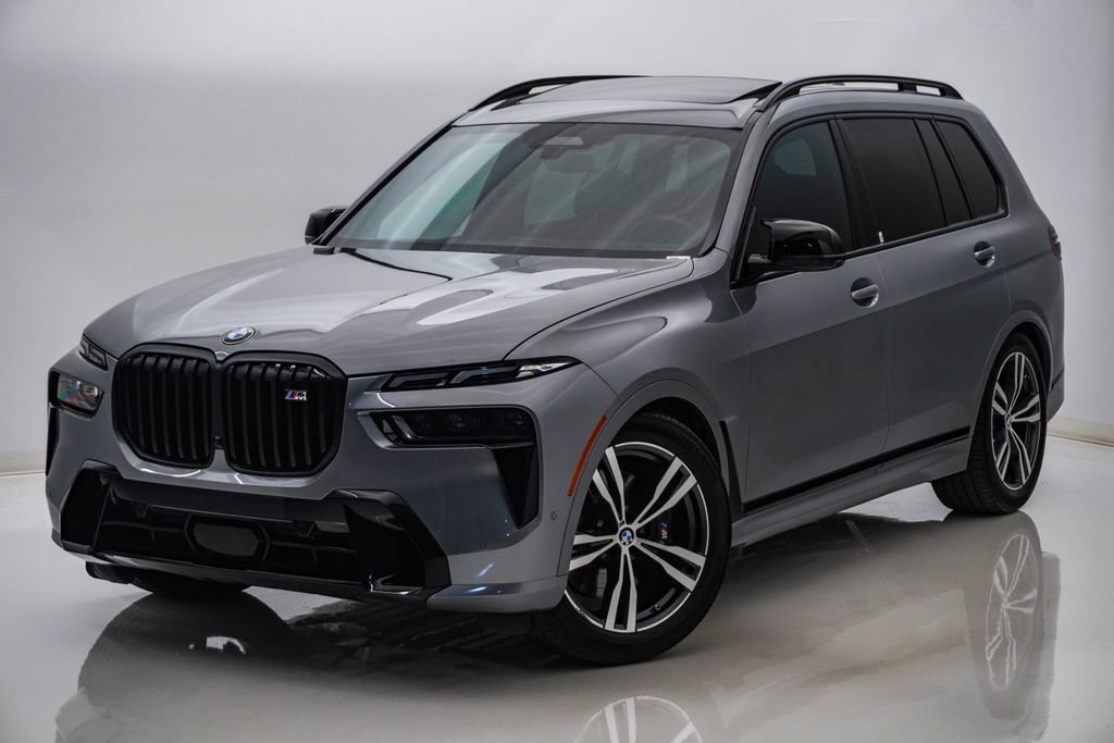 Used 2024 BMW X7 M60i w/ Executive Package AWD/4WD image 3