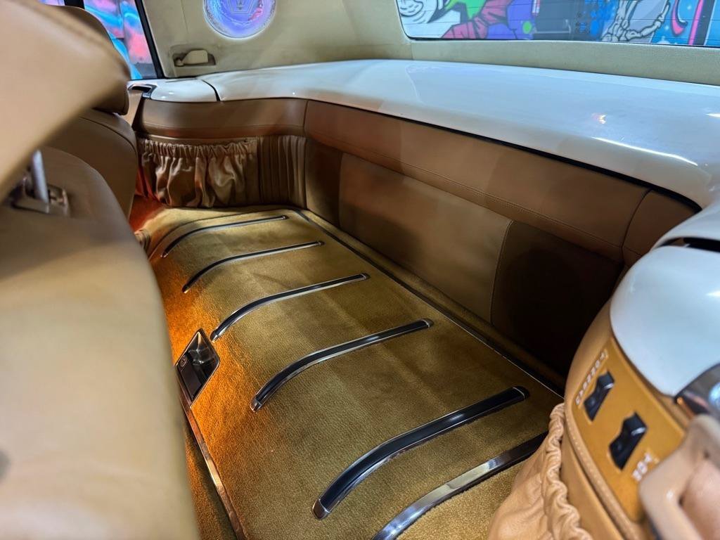Used 1990 Chrysler TC by Maserati FWD image 13