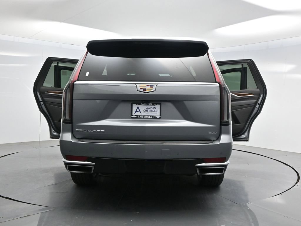 Used 2024 Cadillac Escalade Premium Luxury w/ Performance Package image 57