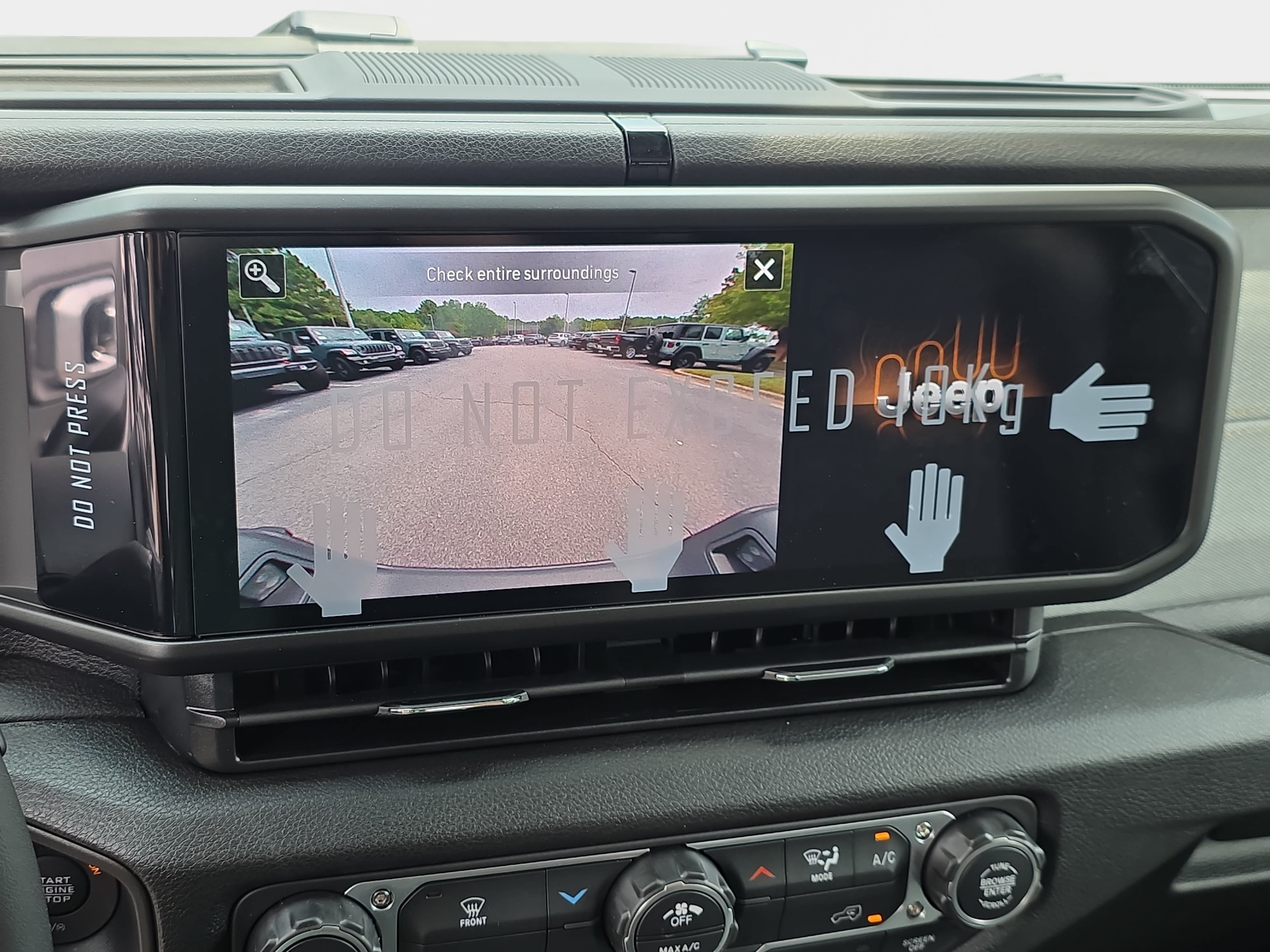New 2026 Jeep Gladiator Sport AWD/4WD image 20