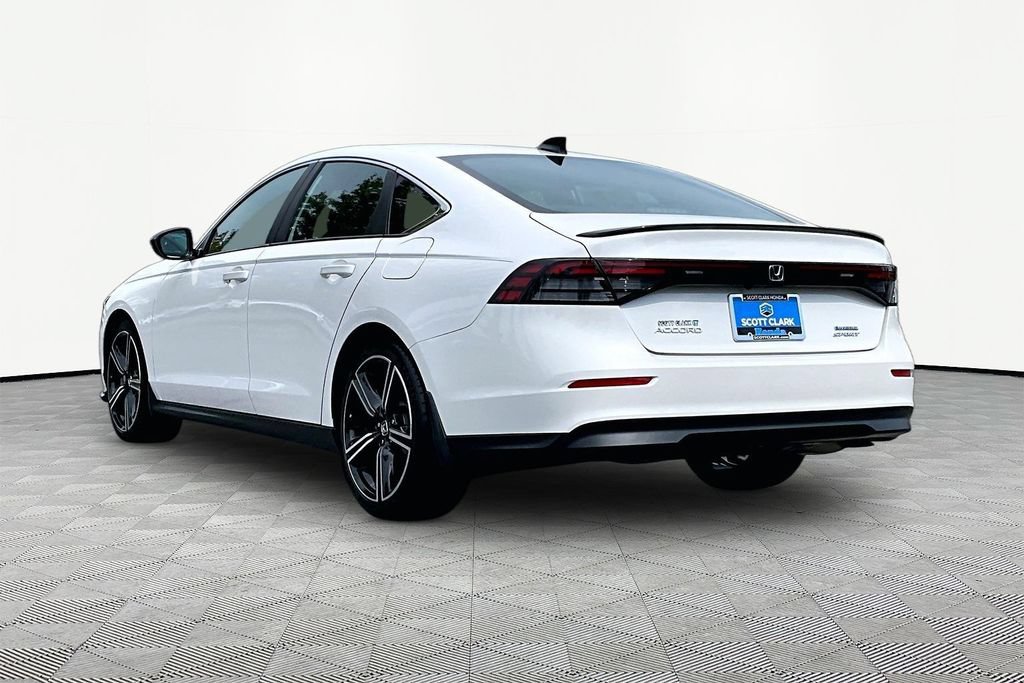 Used 2025 Honda Accord Sport image 5