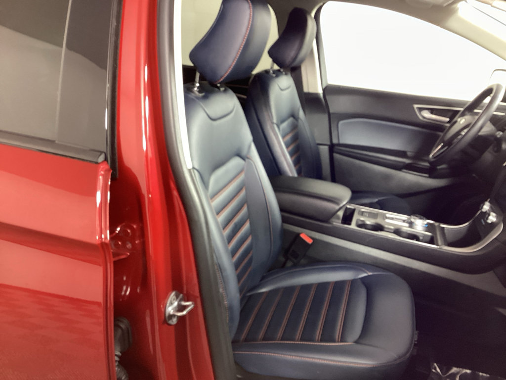 Used 2024 Ford Edge SEL w/ Sport Appearance Package AWD/4WD image 8