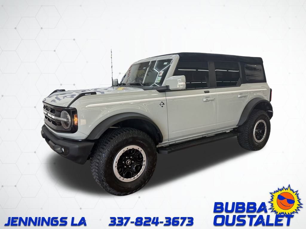 Used 2021 Ford Bronco Outer Banks w/ Sasquatch Package image 3