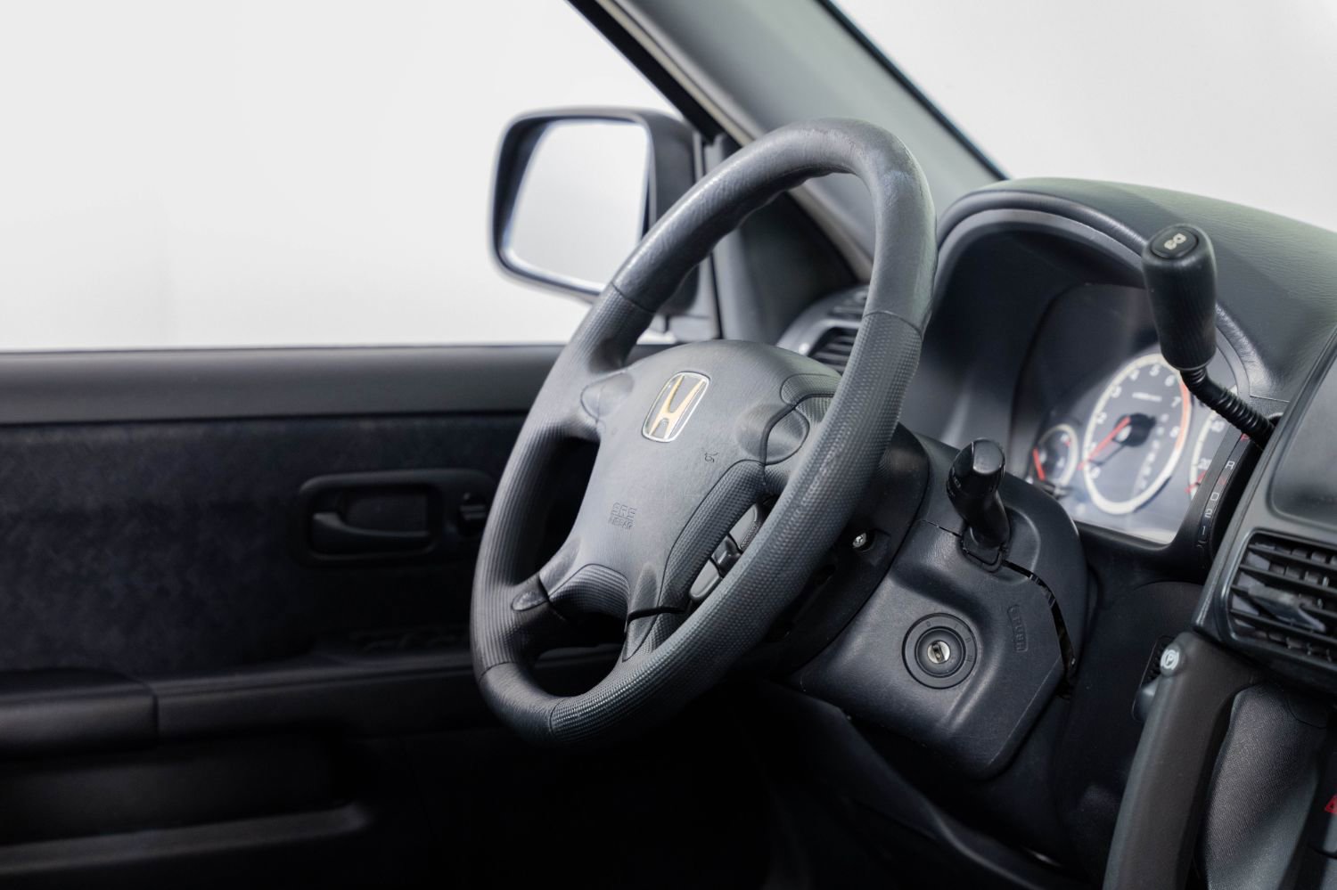Used 2005 Honda CR-V LX image 24