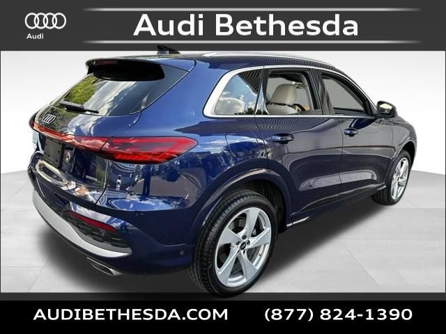 Used 2025 Audi Q5 Premium Plus w/ Premium Plus AWD/4WD image 7