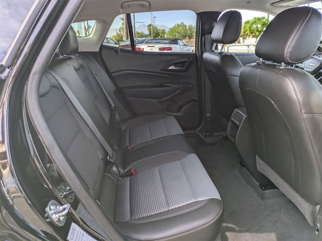 Used 2025 Chevrolet Trax LT w/ LT Convenience Package image 31