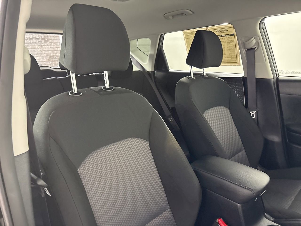 Used 2025 Kia Soul LX FWD image 26