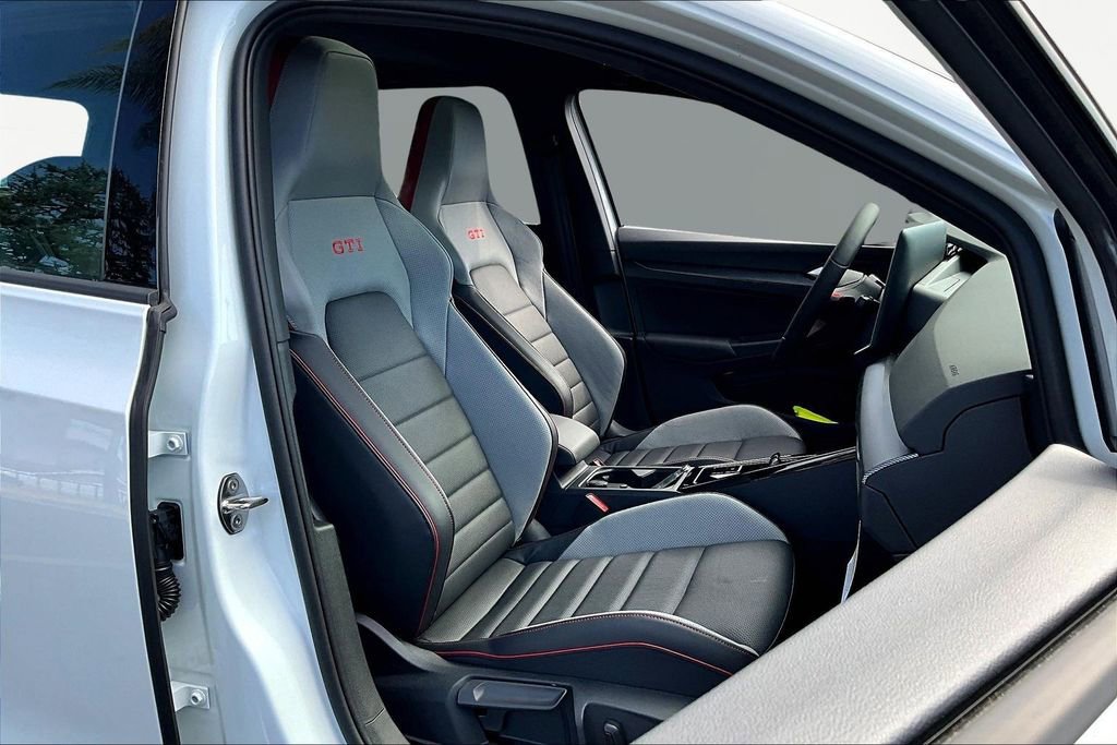 New 2026 Volkswagen GTI SE image 30