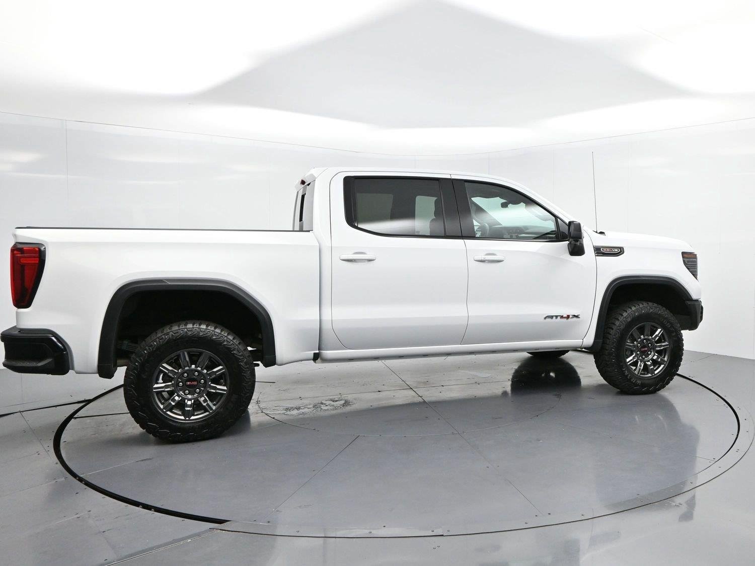 Used 2026 GMC Sierra 1500 AT4X AWD/4WD image 8