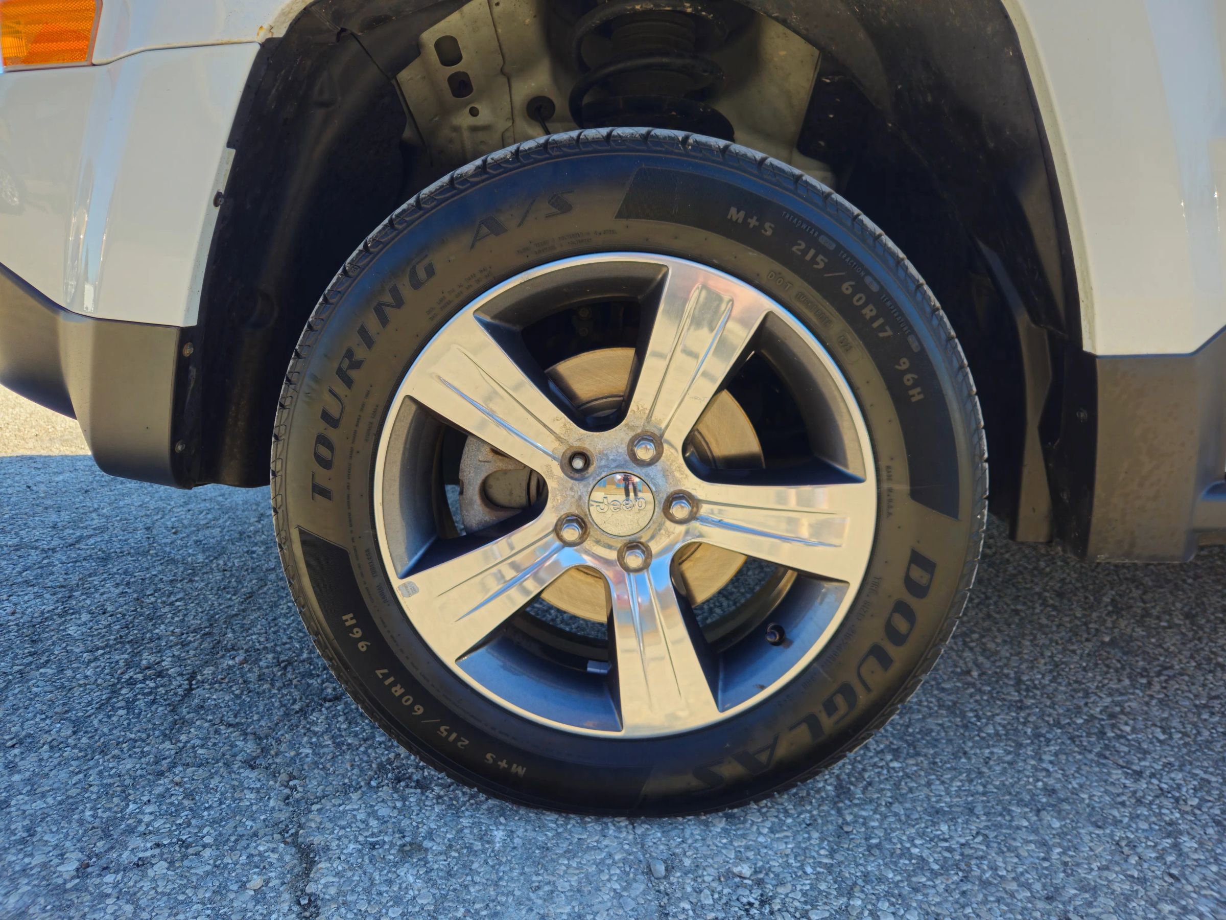 Used 2016 Jeep Patriot High Altitude image 12