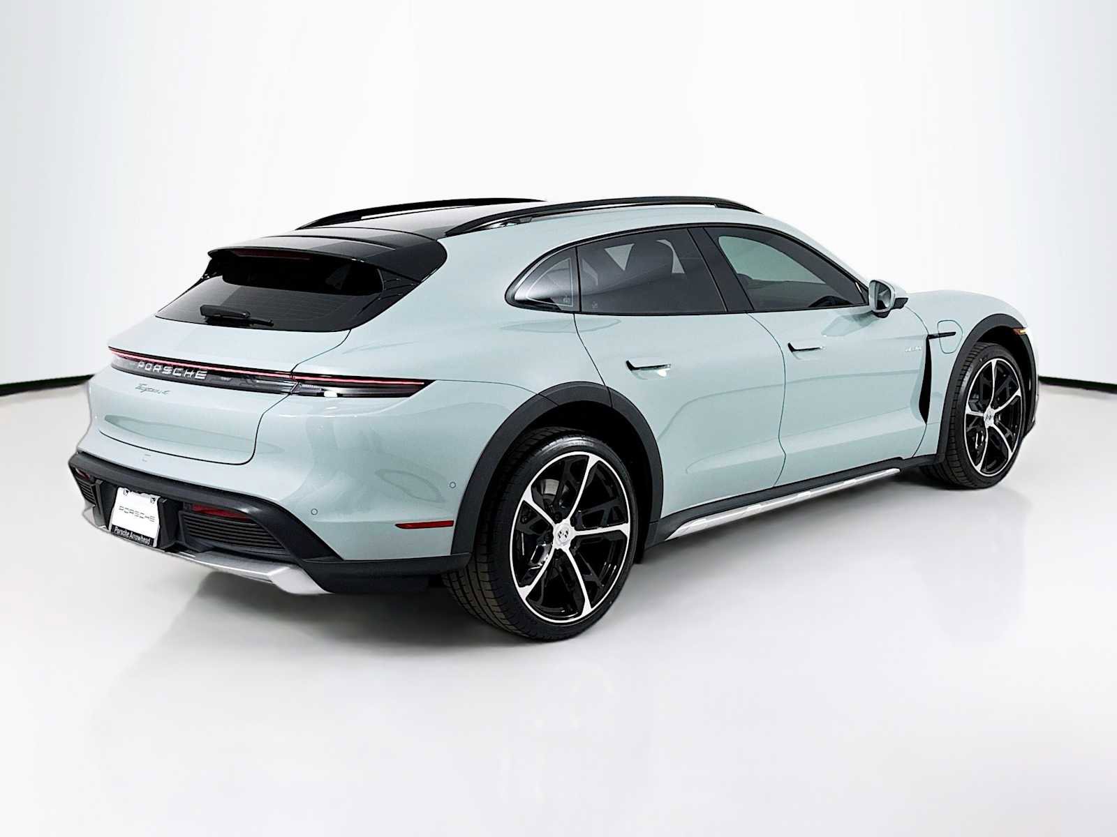New 2025 Porsche Taycan 4 Cross Turismo image 9