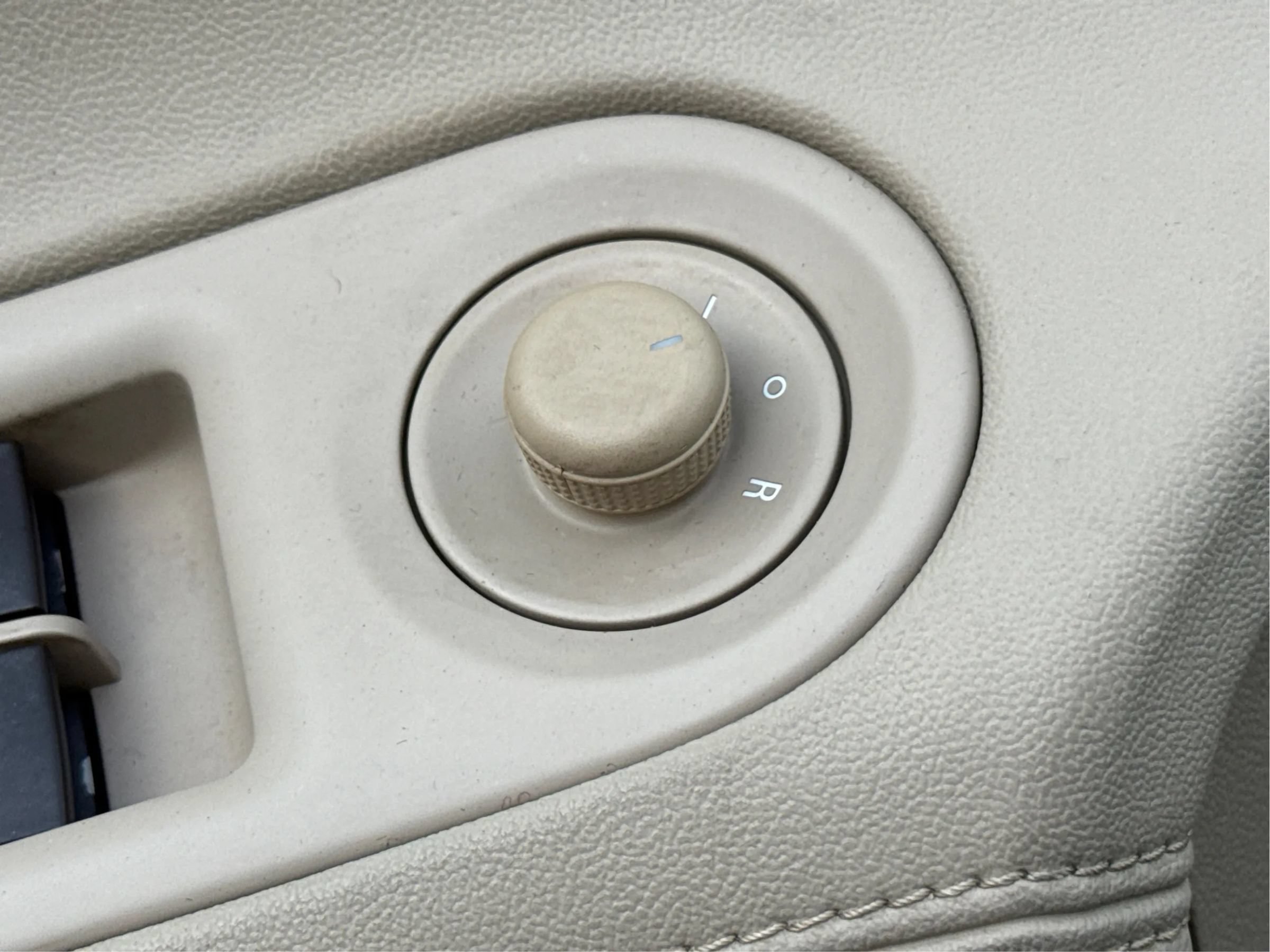 Used 2015 Buick LaCrosse Leather FWD image 37