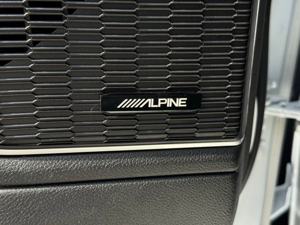 Used 2022 Jeep Grand Cherokee Limited 4xe image 32