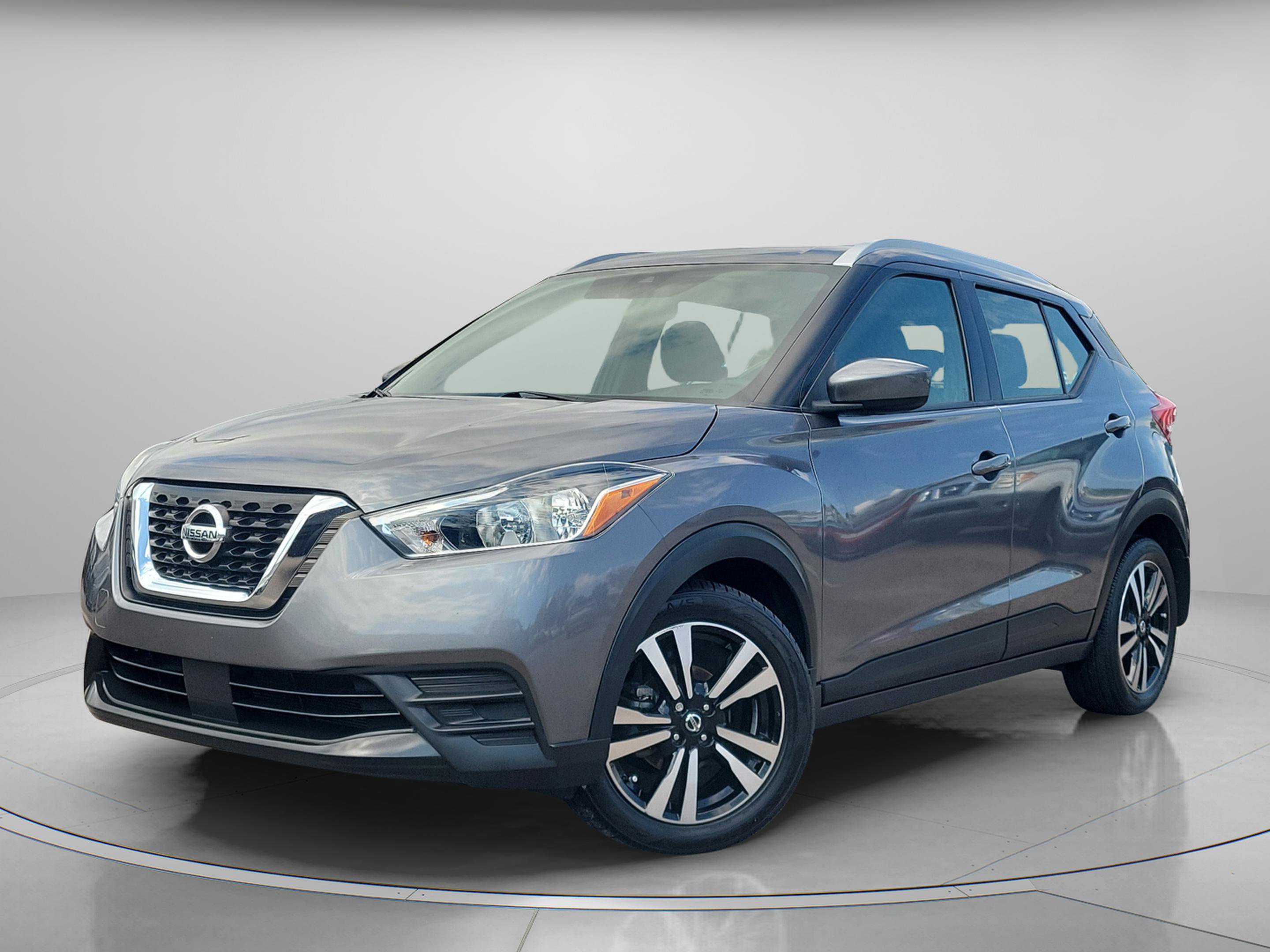 Certified 2020 Nissan Kicks SV image 2