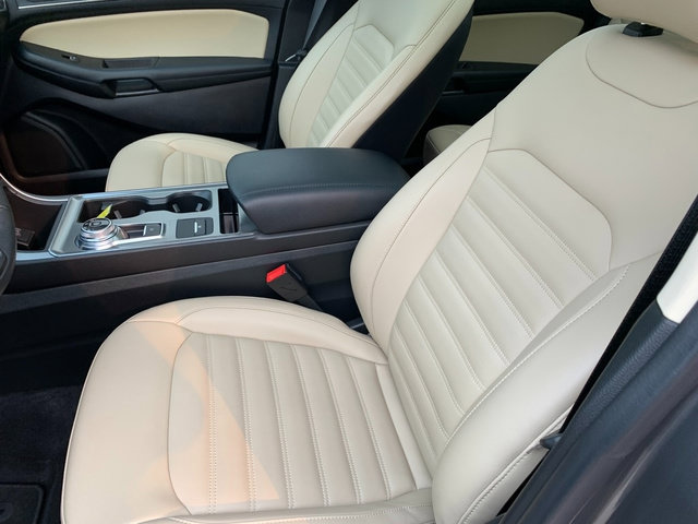 Used 2022 Ford Edge SEL w/ Convenience Package AWD/4WD image 17