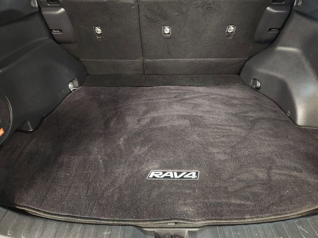 Used 2019 Toyota RAV4 XSE AWD/4WD image 34
