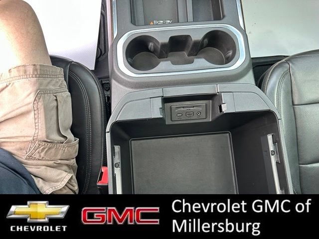 Used 2022 Chevrolet Silverado 3500 High Country w/ Z71 Off-Road Package AWD/4WD image 23