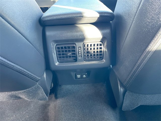 Used 2025 Toyota Camry SE image 20