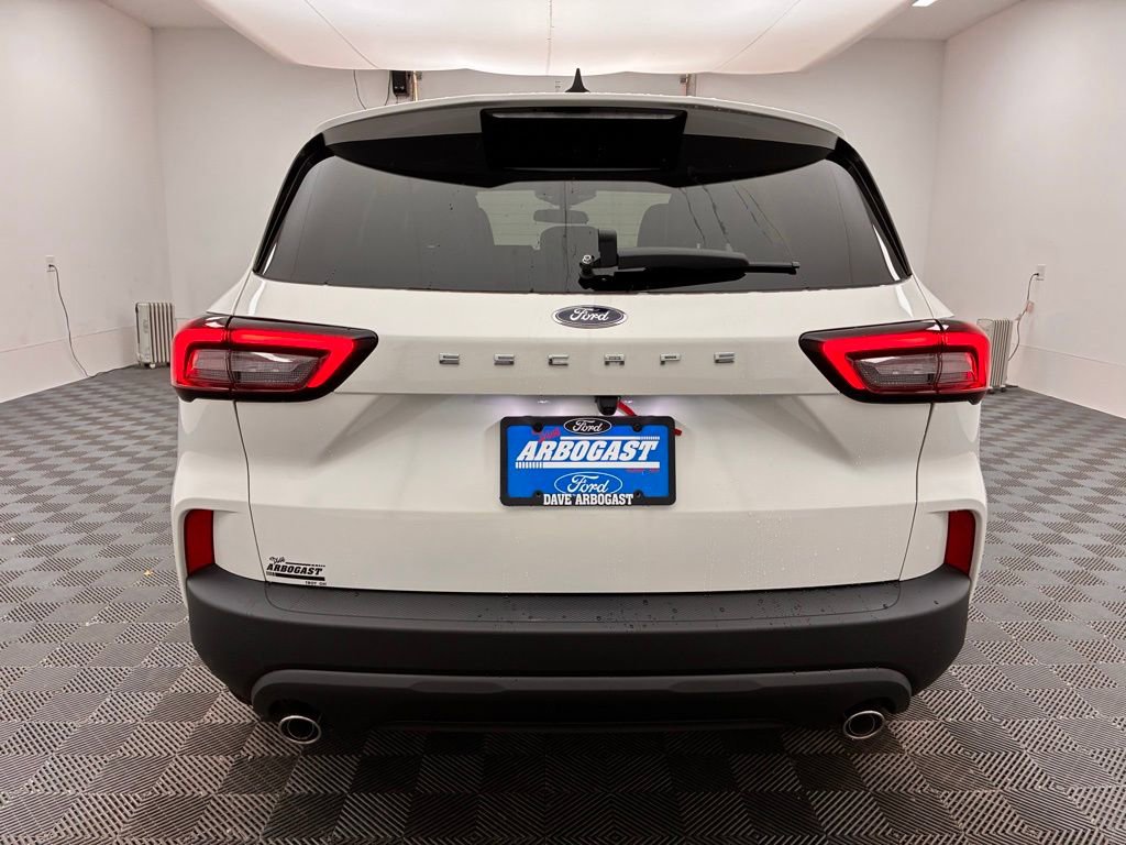 New 2026 Ford Escape ST-Line w/ Cold Weather Package image 9