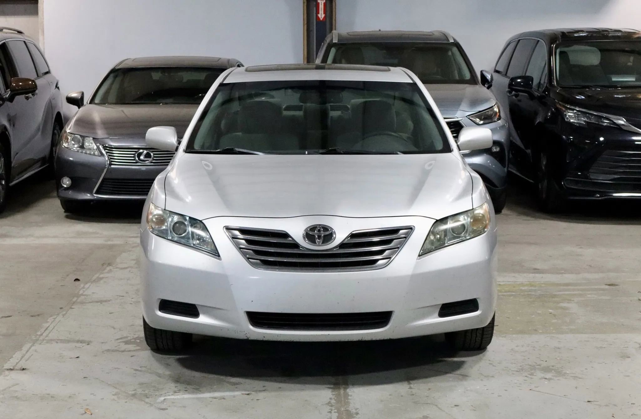 Used 2009 Toyota Camry Hybrid image 2