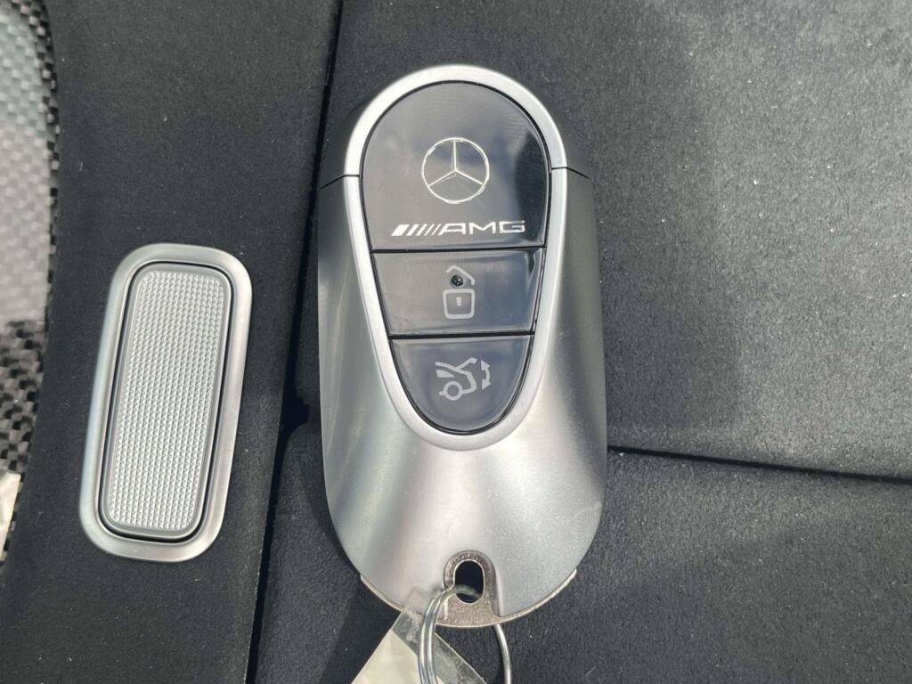 New 2026 Mercedes-Benz SL 63 AMG 4MATIC image 4