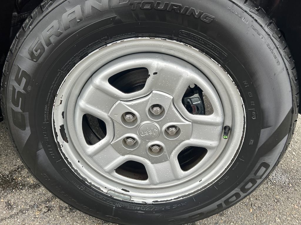 Used 2014 Jeep Patriot Sport w/ Power Value Group AWD/4WD image 12