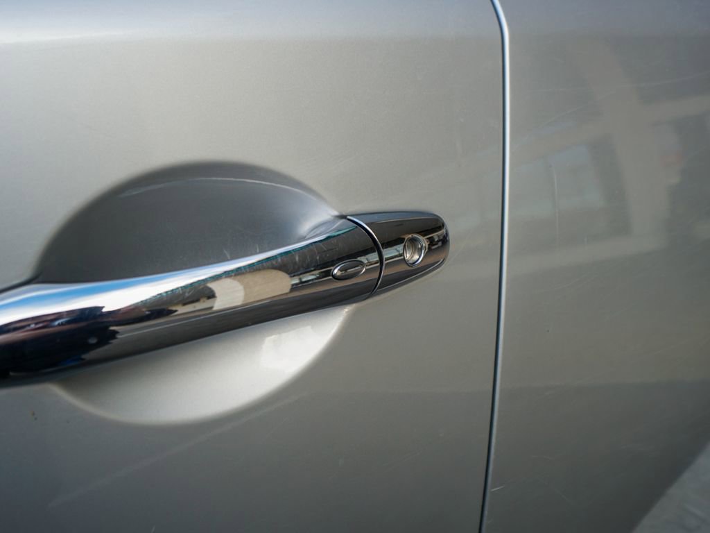 Used 2020 Nissan Armada SL w/ Premium Package image 9