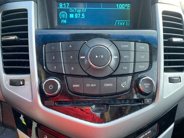 Used 2012 Chevrolet Cruze LS FWD image 21