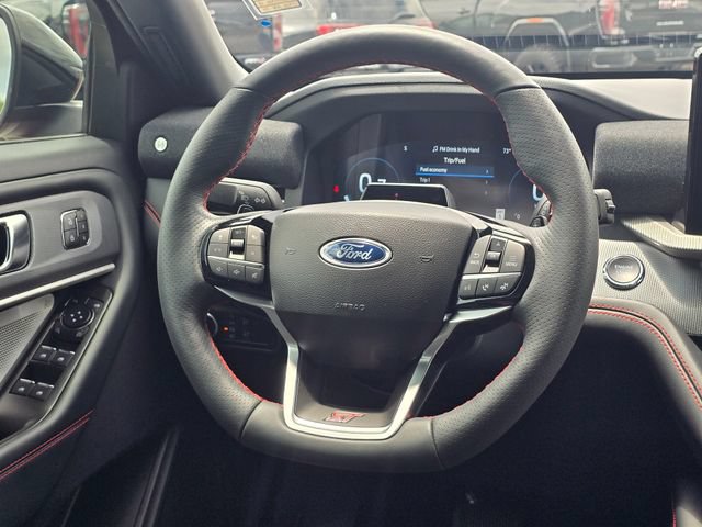 Used 2025 Ford Explorer ST AWD/4WD image 41