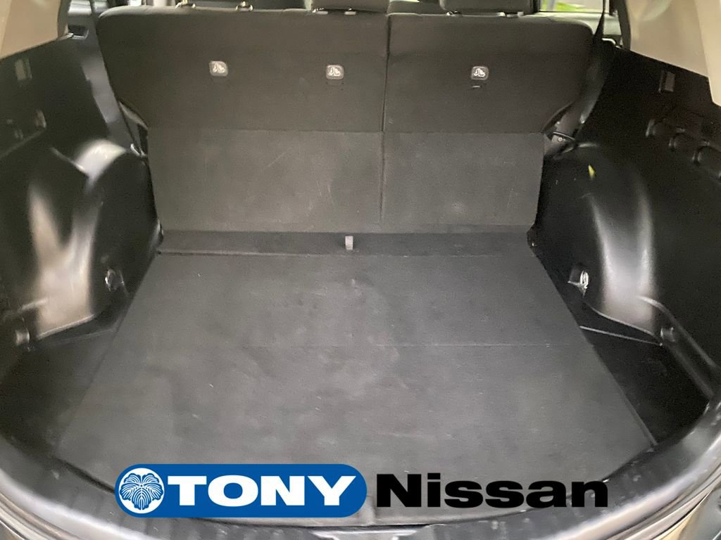 Used 2018 Toyota RAV4 XLE image 10