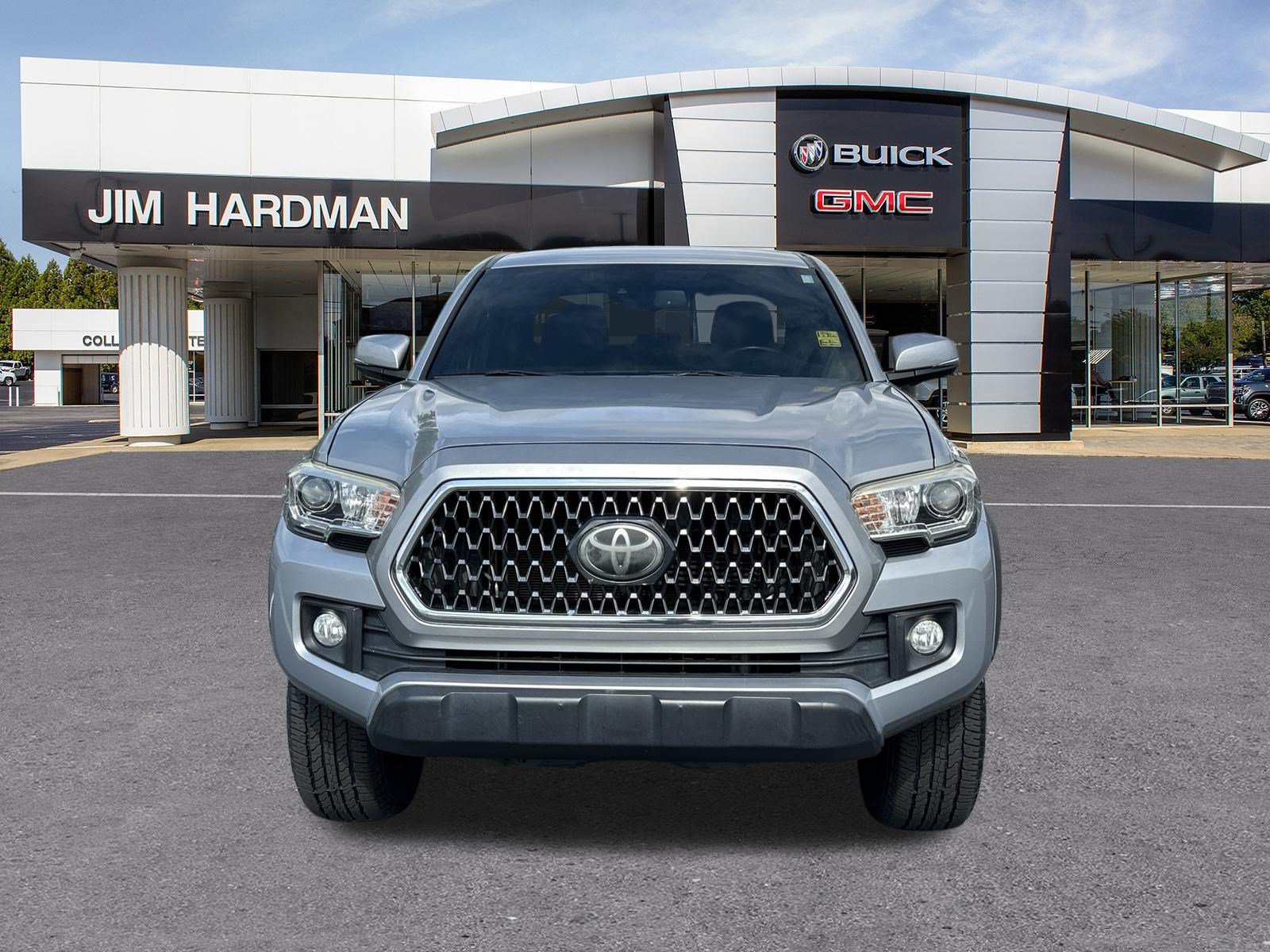 Used 2019 Toyota Tacoma TRD Off-Road AWD/4WD image 2