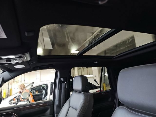 Used 2021 Chevrolet Tahoe LT AWD/4WD image 15