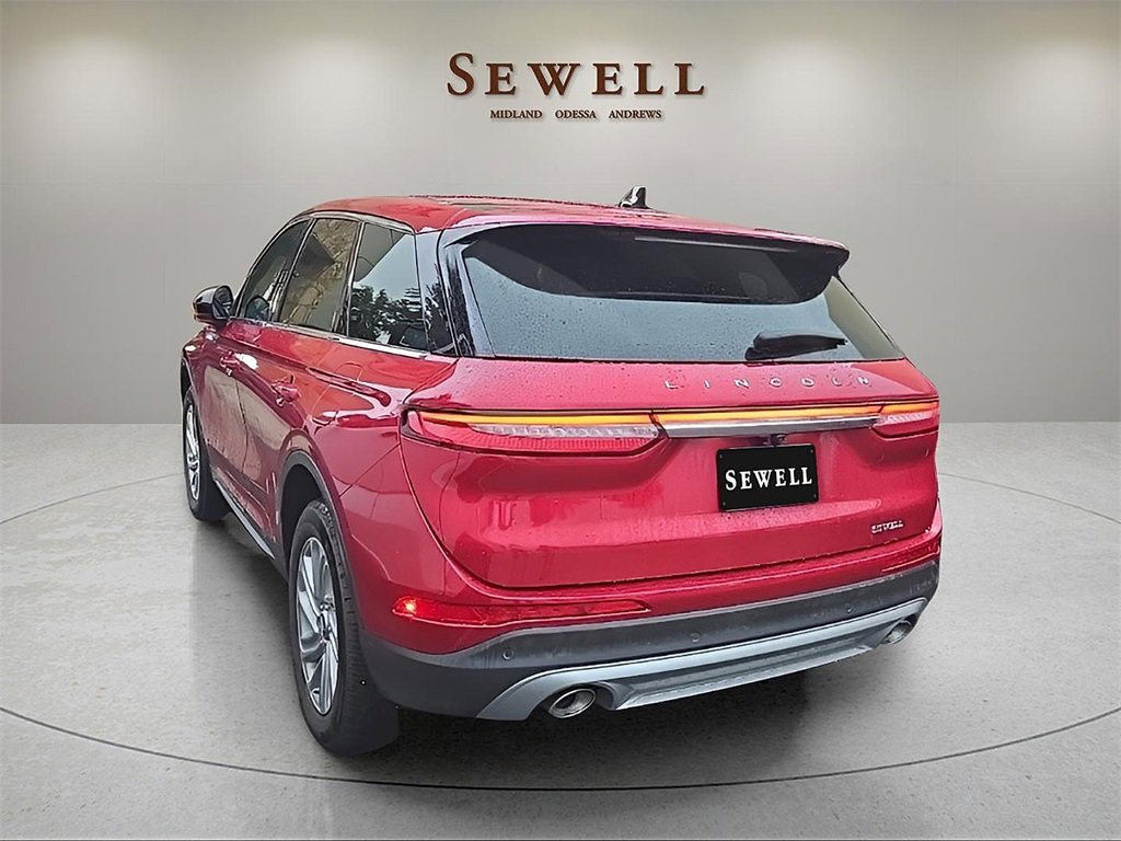 Certified 2025 Lincoln Corsair FWD image 2