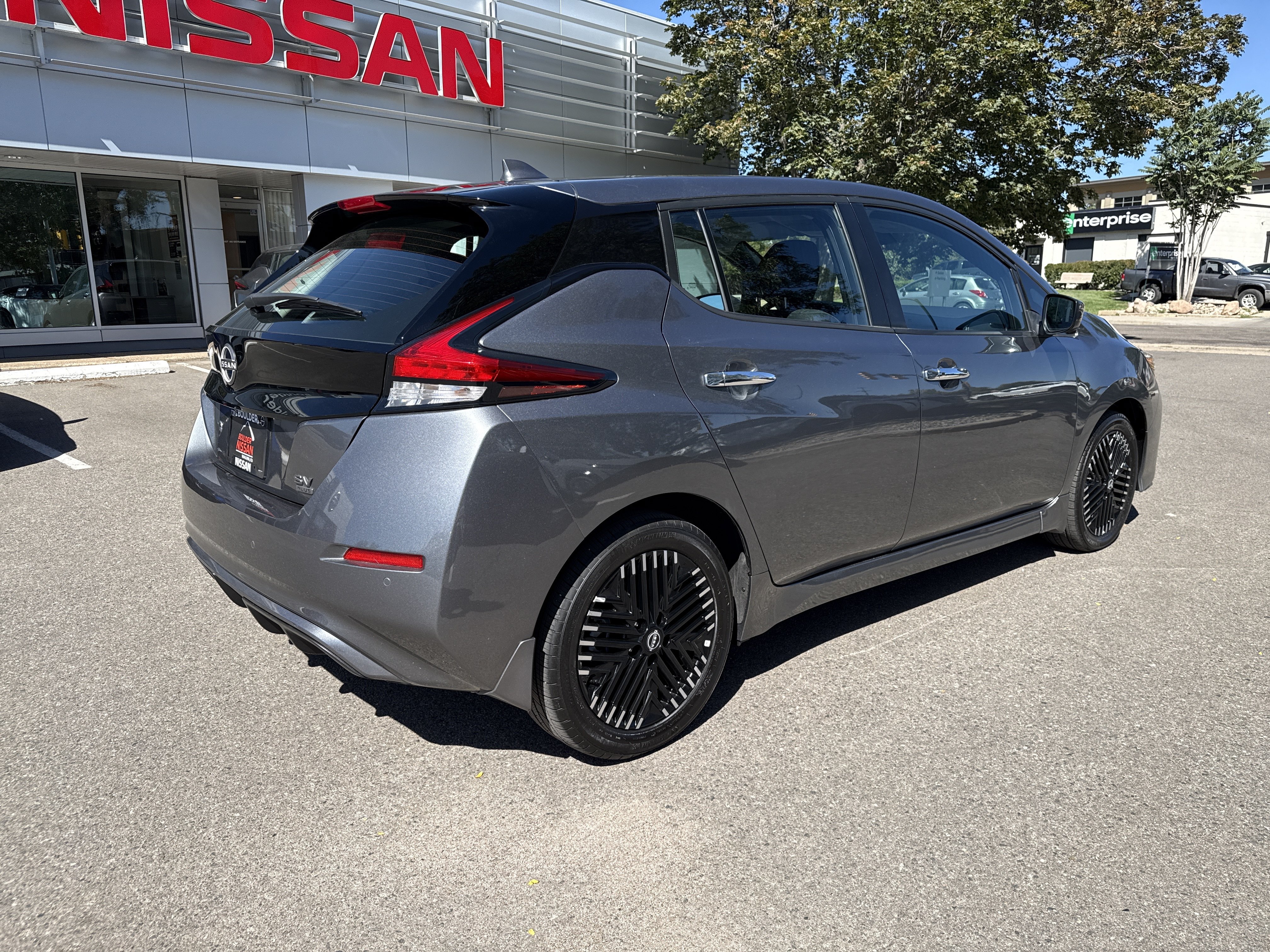 Certified 2025 Nissan Leaf SV Plus FWD image 7