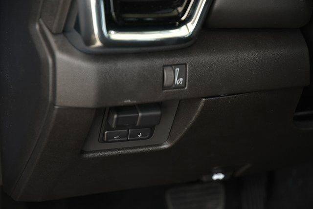 New 2025 GMC Canyon Elevation image 17