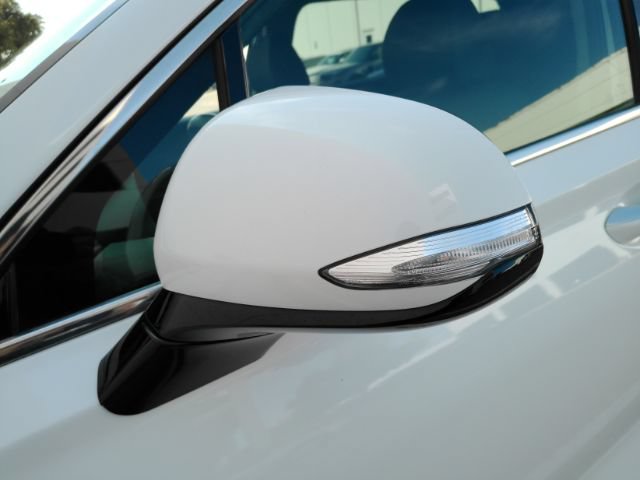 Used 2023 Hyundai Santa Fe SEL FWD image 16