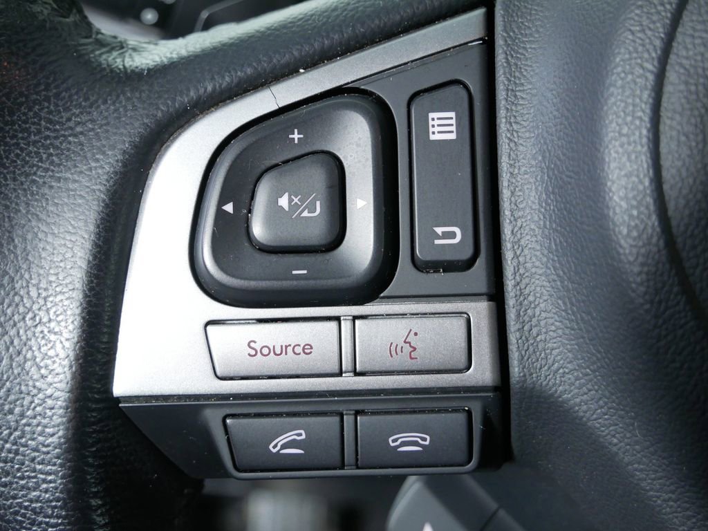 Used 2015 Subaru Outback 3.6R Limited image 20