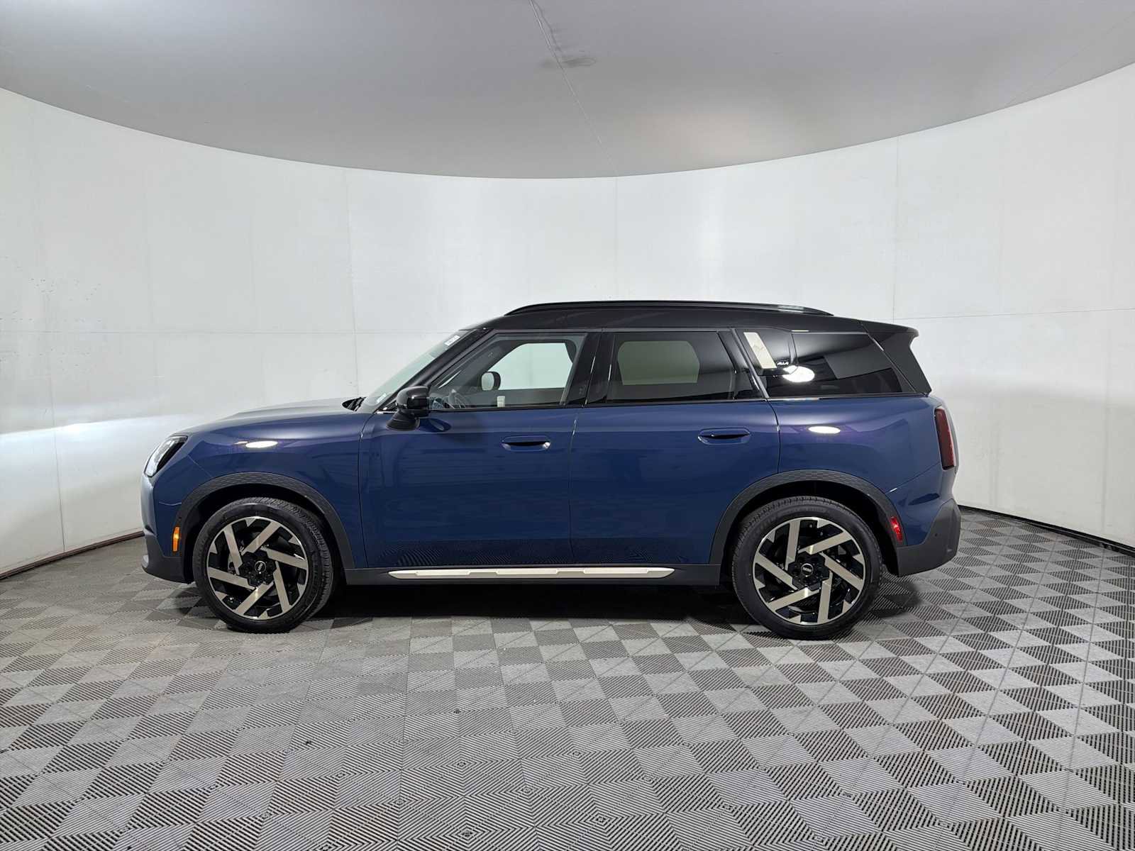 Used 2025 MINI Cooper Countryman S image 4
